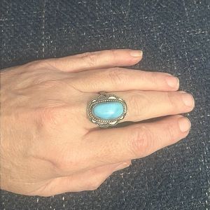 Sterling Silver Navajo Native American made turquoise ring.